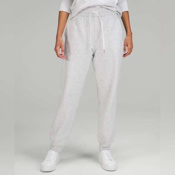 lululemon scuba high-rise relaxed jogger size 6 - Picture 1 of 14